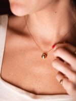 Colar Meia Esfera em Ouro 18k com corrente veneziana