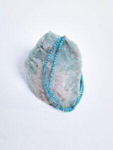 pulseira turquesa em ouro18k com pedrinhas naturais B Gold Joias