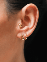 Argola Ondulada em Ouro18k - Imagem 2