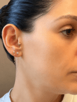 Brinco ponto de luz com moissanite e duas franjas em ouro 18k