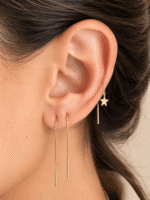 Conheça o Fio Avulso Estrelinha em ouro 18k da B Gold Joias. Com corrente Cartier e 6,5cm, transforma seus brincos com movimento e delicadeza.
